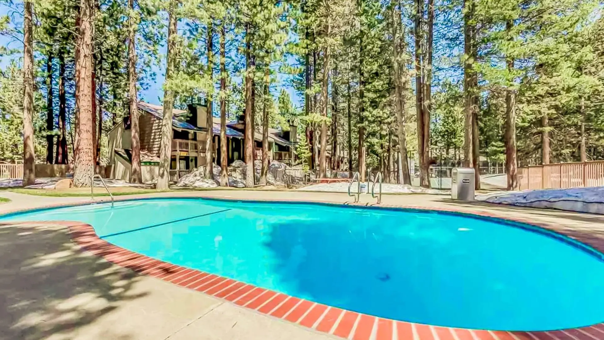 Sunshine Village Mammoth Lakes Holiday home