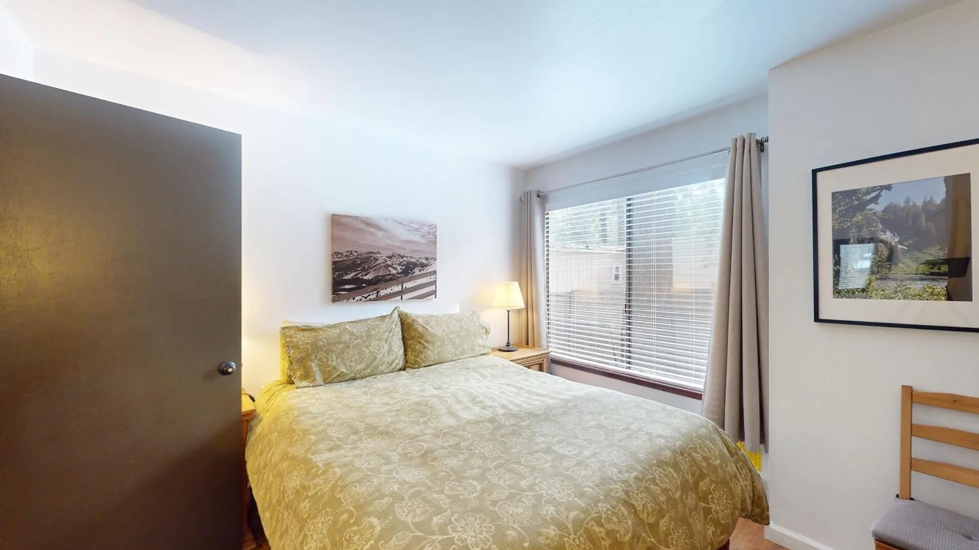 Sunshine Village Mammoth Lakes Holiday home